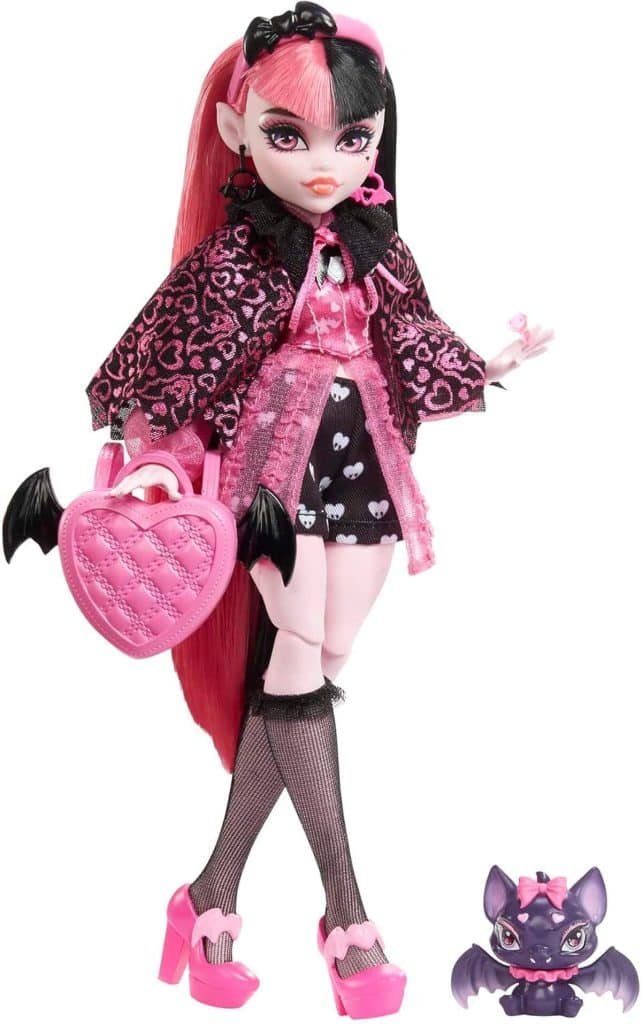 Test : poupée Draculaura Monster High, style et accessoires inclus