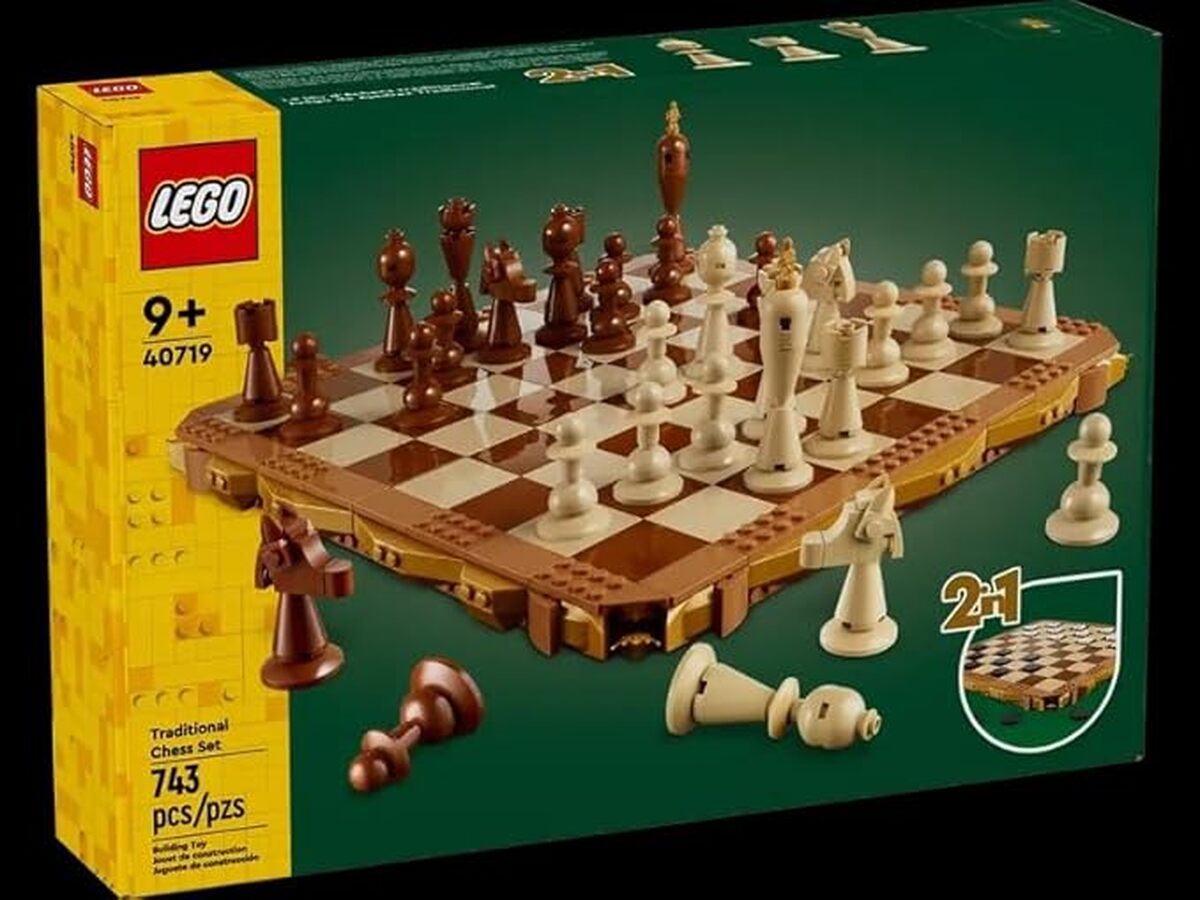 Test du jeu d'échecs traditionnel Lego Creator 40719