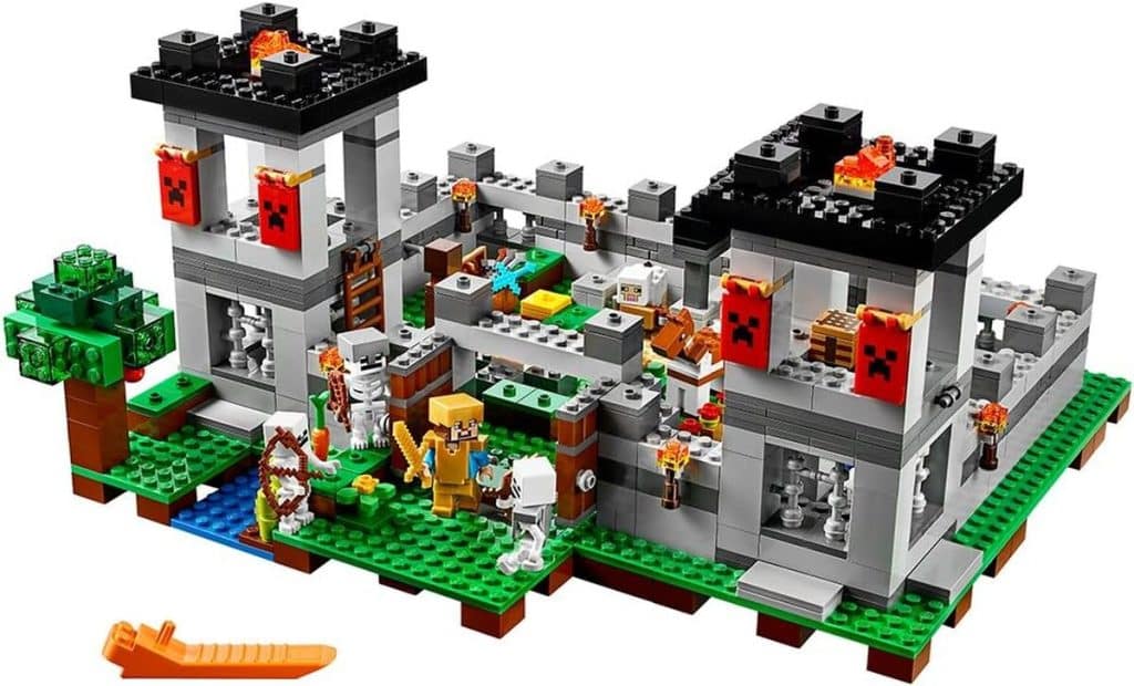 Test : lEGO Minecraft 21127 forteresse 984 pièces