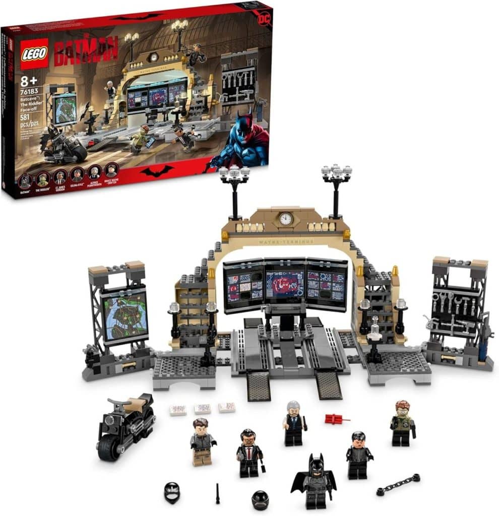Test du LEGO Batman Batcave 76183 : la tanière du chevalier noir
