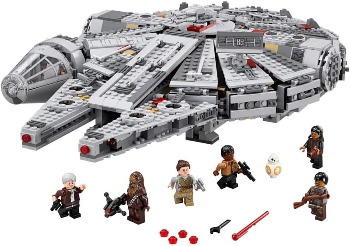 Test : lEGO 75105 Millennium Falcon, l'emblématique vaisseau de Star Wars