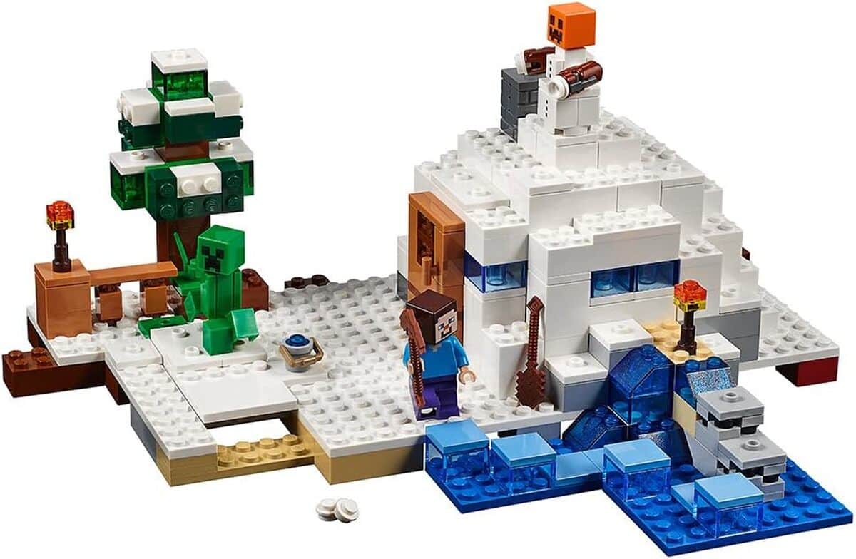 Test du lego minecraft 21120 : le refuge enneigé