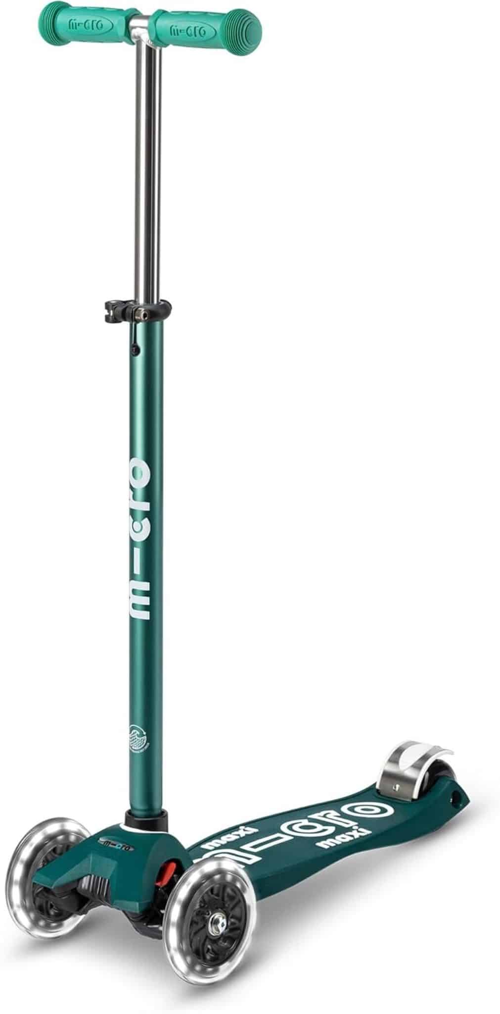 Test : trottinette enfant Micro Maxi LED Deluxe éco verte