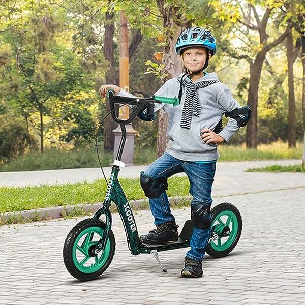 Découvrez notre test complet de la trottinette enfant Aiyaplay : grande roues, hauteur réglable, coloris vert. Parfaite pour une balade en toute sécurité et style  !